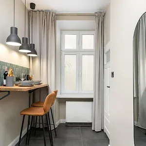 Househost : Topolowa 26/17 Apartament