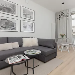 Spacious With Panoramic View Of By Renters , Warszawa Polska